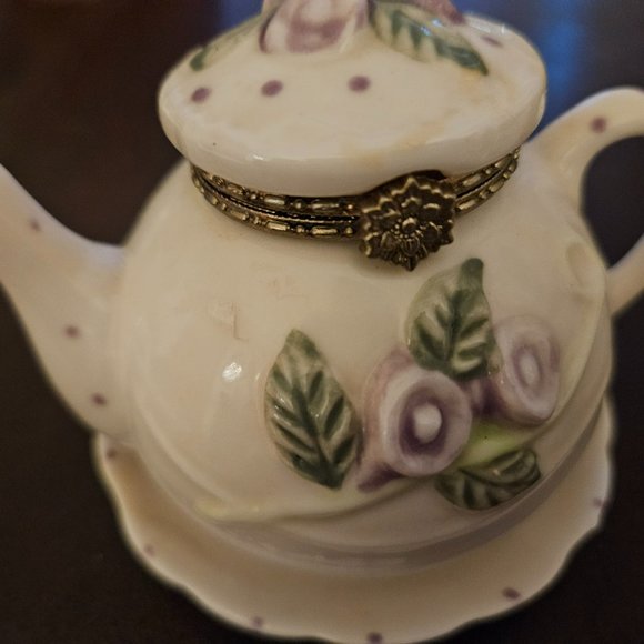 two trinket jewelry box Ks collection tea pot 3inches tall 4inches wide - Picture 5 of 6